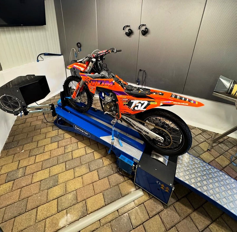 TDM-KTM auf dem Dynostar-Prüfstand in Polkern